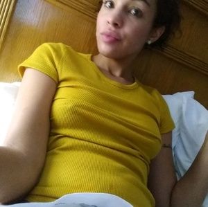 Meet your Posher, Elana